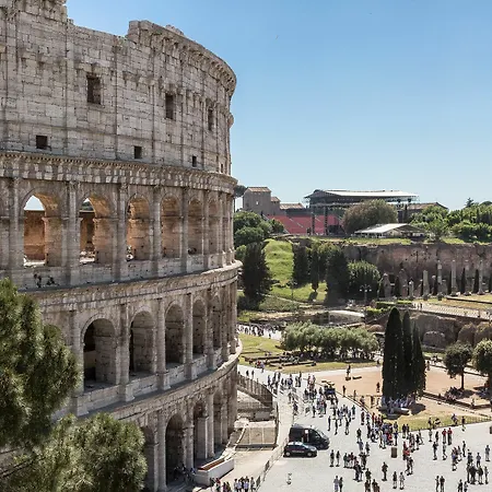 Amazing Colosseo Rome Exterior photo
